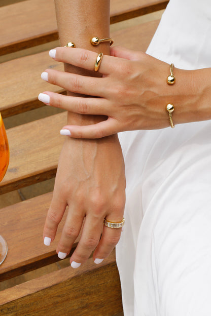 Pointe Bracelet